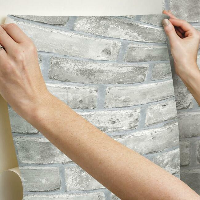 brick-peel-and-stick-wallpaper-dusty-grey-york-wallcoverings-rmk11805wp