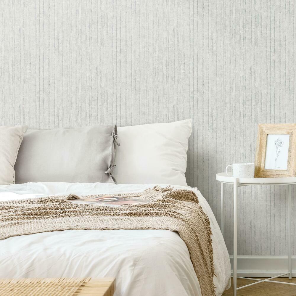 crackled-stria-texture-peel-and-stick-wallpaper-grey-york-wallcoverings-rmk11978wp