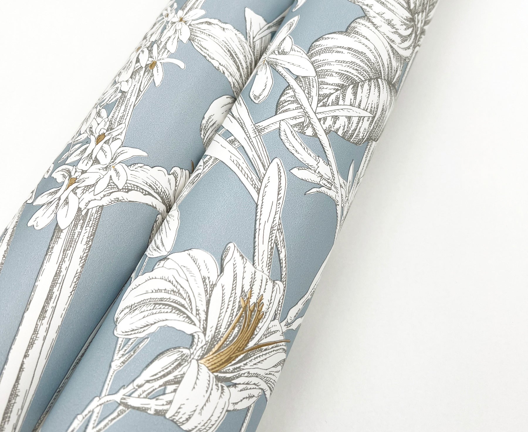 orchid-conservatory-toile-wallpaper-blue-taupe-york-wallcoverings-rt7884