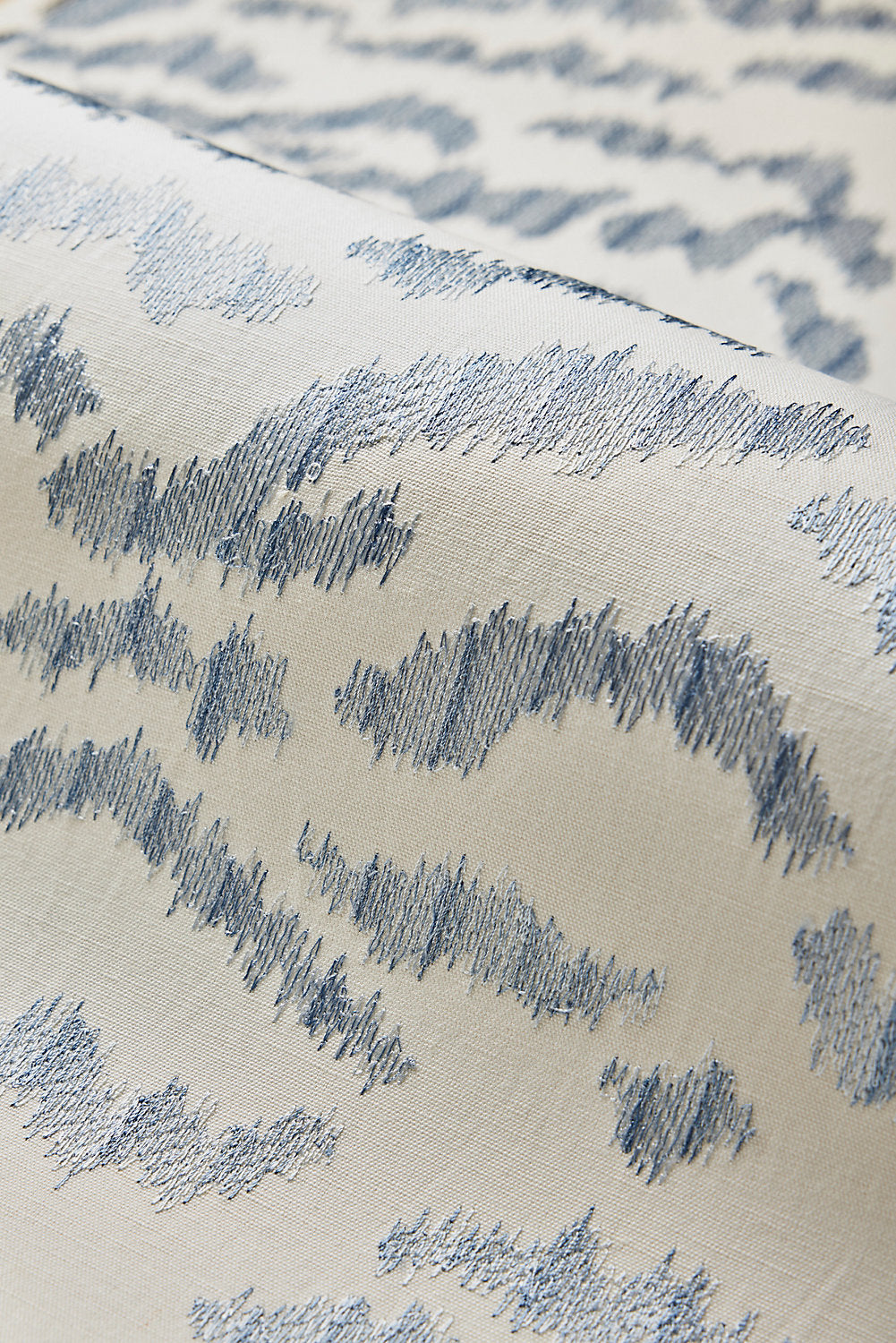 TIGRESS WALLCOVERING SKYLINE SC WP88506 0002 by Scalamandre Wallcovering