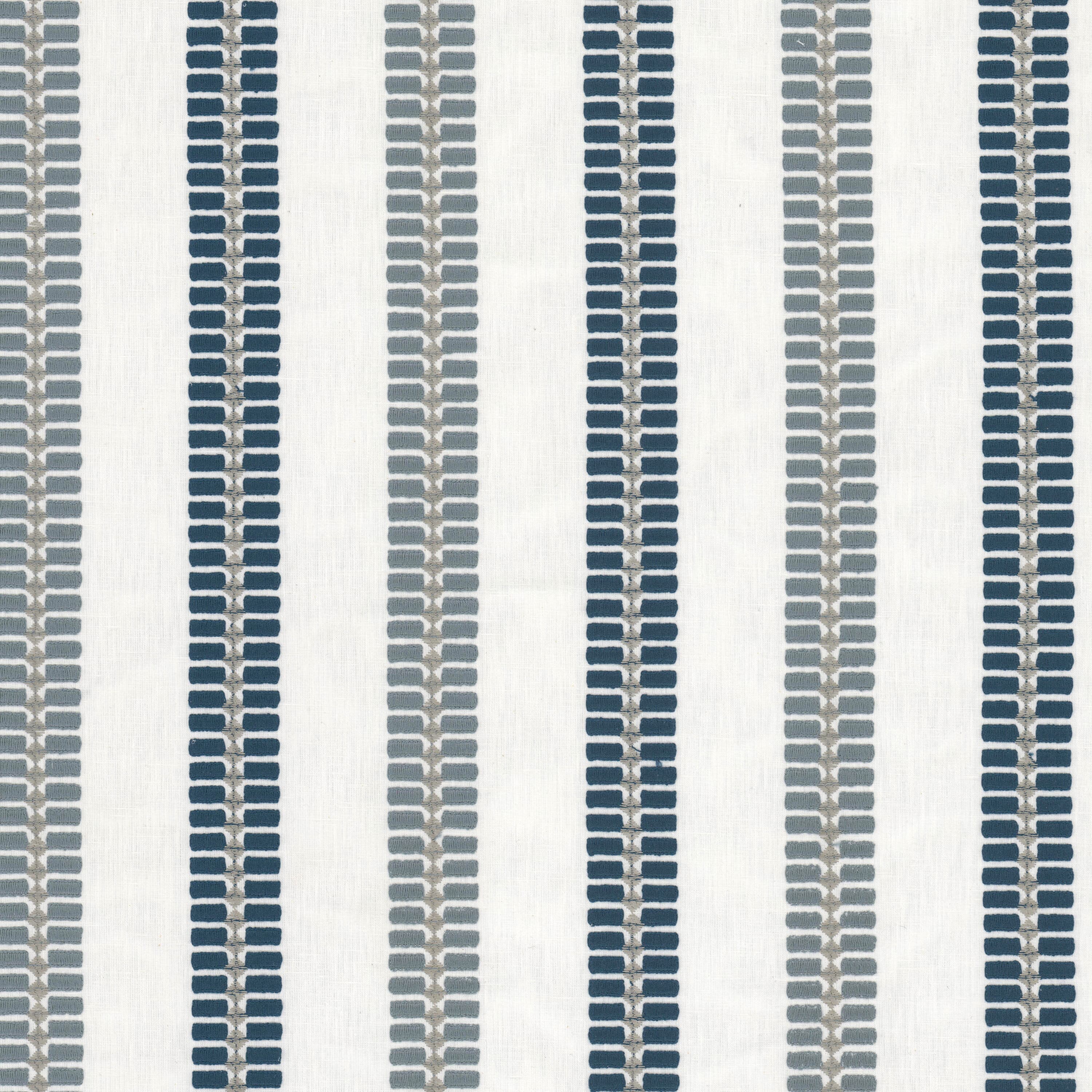 SQUAREDANCE-2-SLATE-STOUT-TEXTILES