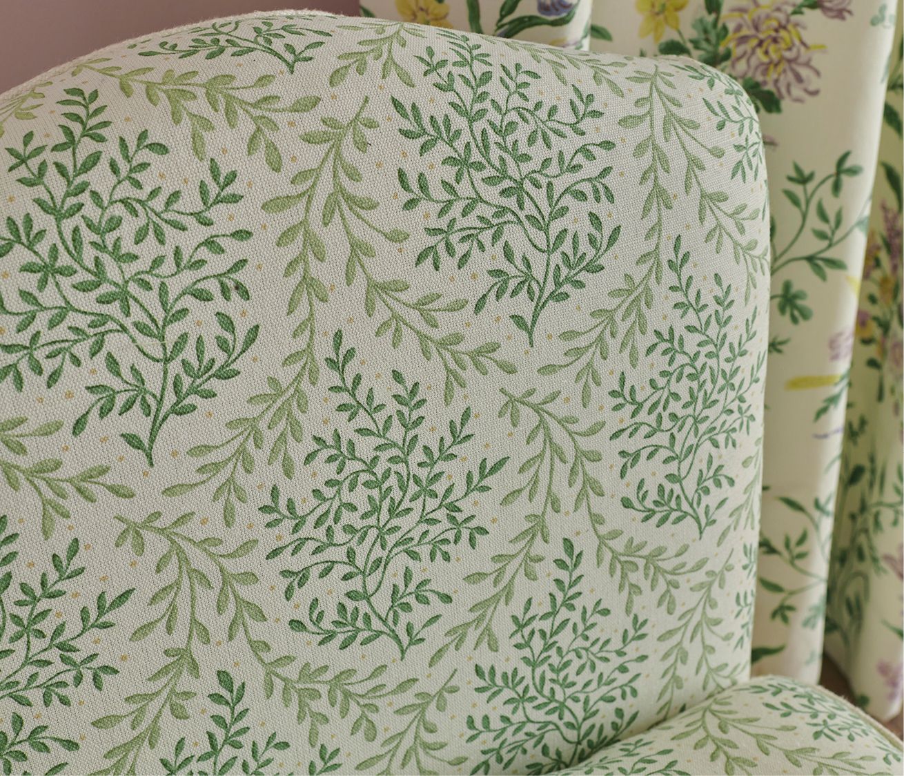 NC Dallimore Bedgebury Coral/Eucalyptus - Nina Campbell - NCF4534-03 Fabric