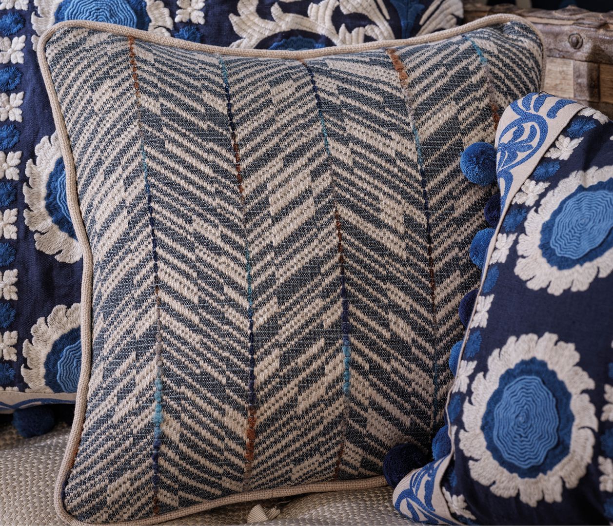 Lansdowne Elgin Gold - Osborne & Little - F7872-03 Fabric