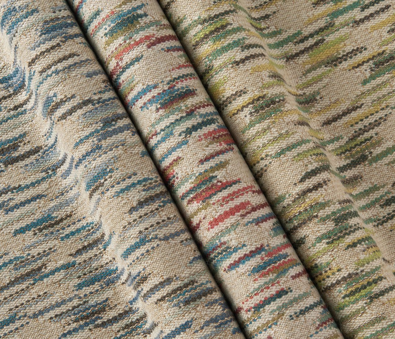 NC Dallimore Weaves Marden Red/Teal - Nina Campbell - NCF4524-02