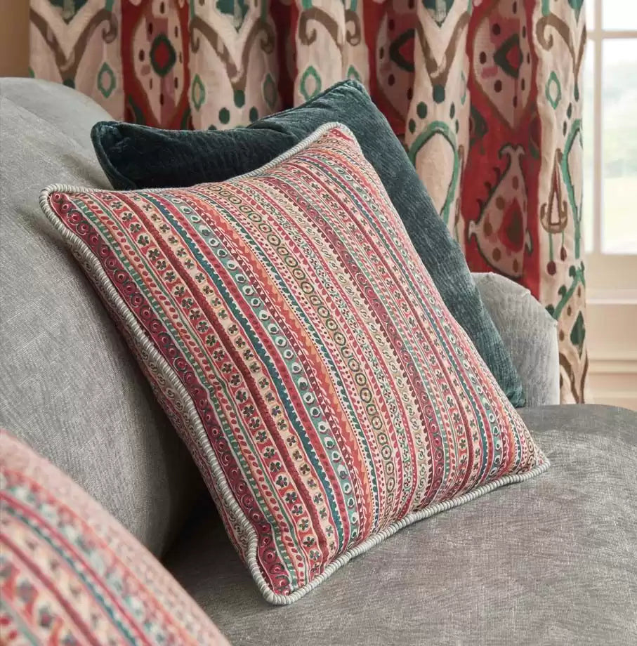 Tigris Blue/Red - Nina Campbell - NCF4435-05 Fabric