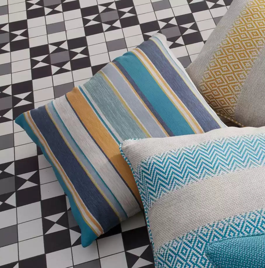 Summerhouse Spiaggia Stripe Outdoor Mand - Osborne & Little - F7448-03 Fabric
