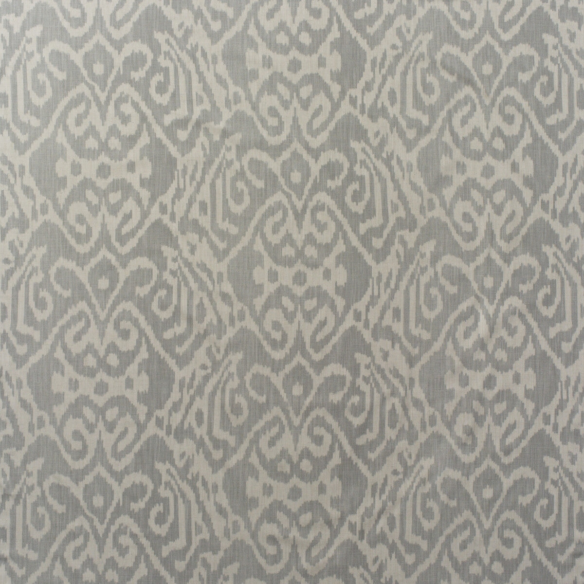 am100448110-otter-cloud-kravet-couture