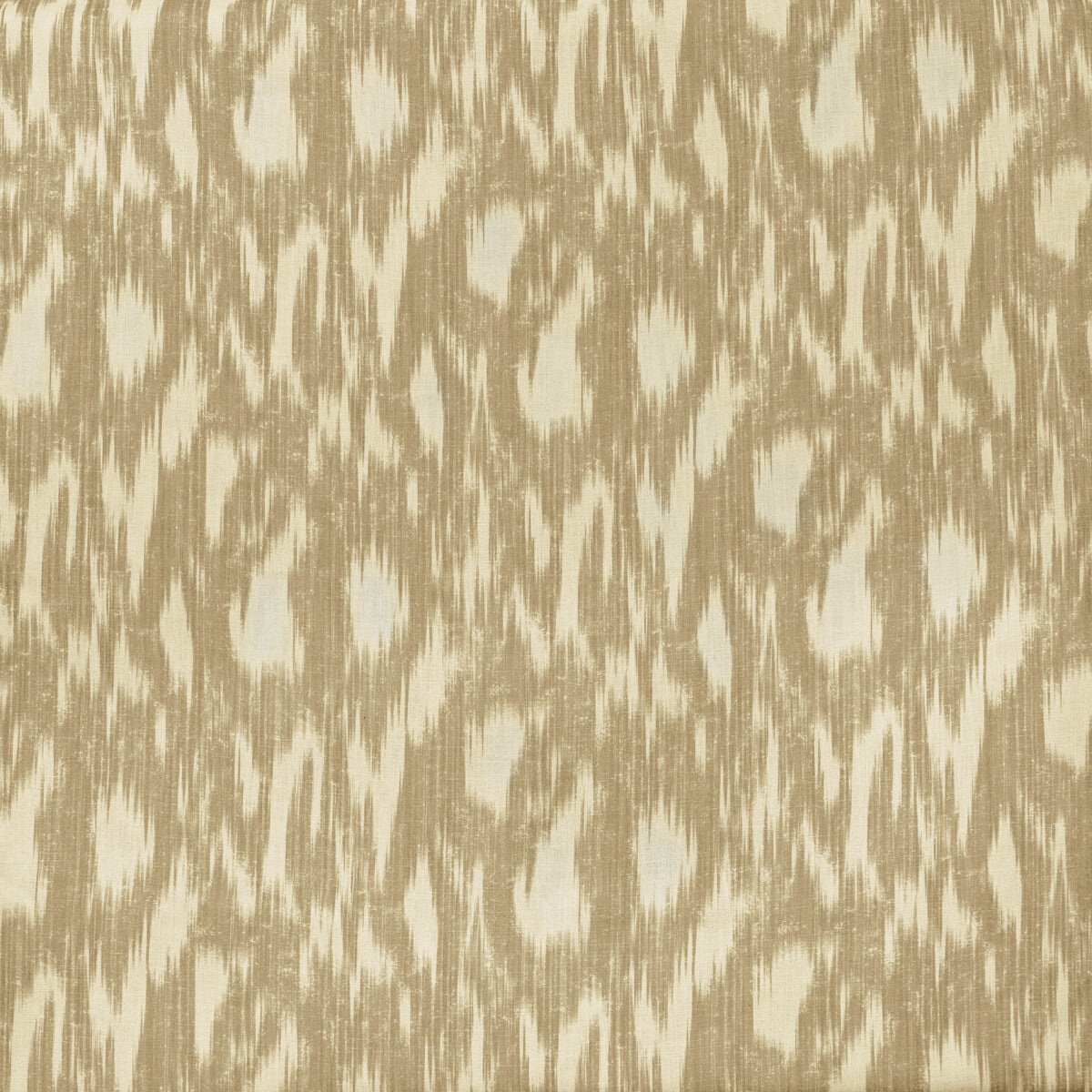 am100324160-apulia-almond-kravet-couture