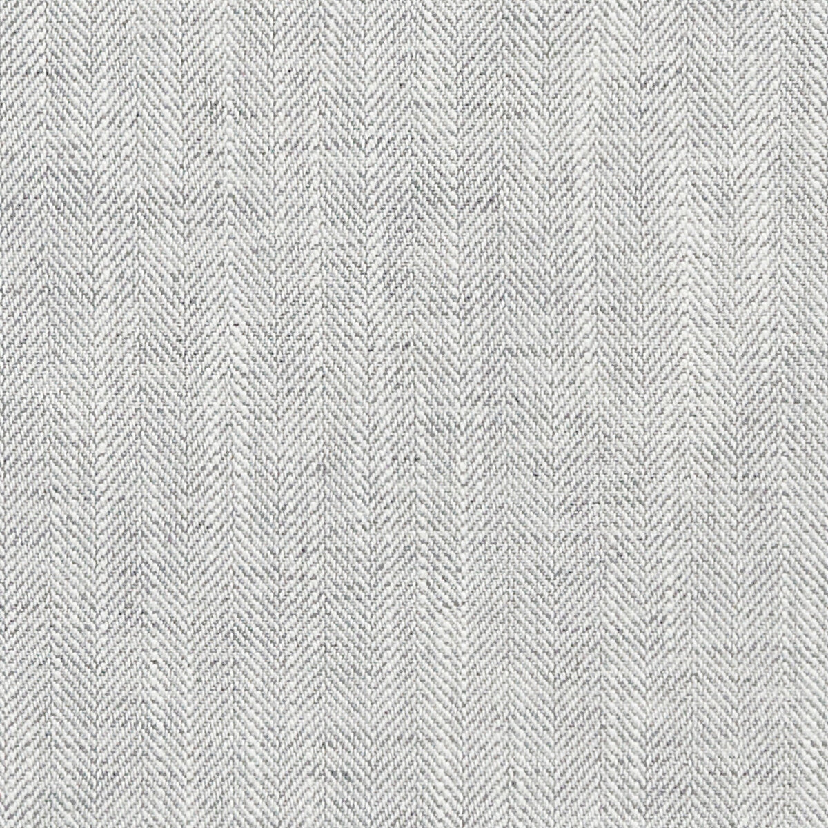 35763110-mataru-grey-kravet-basics