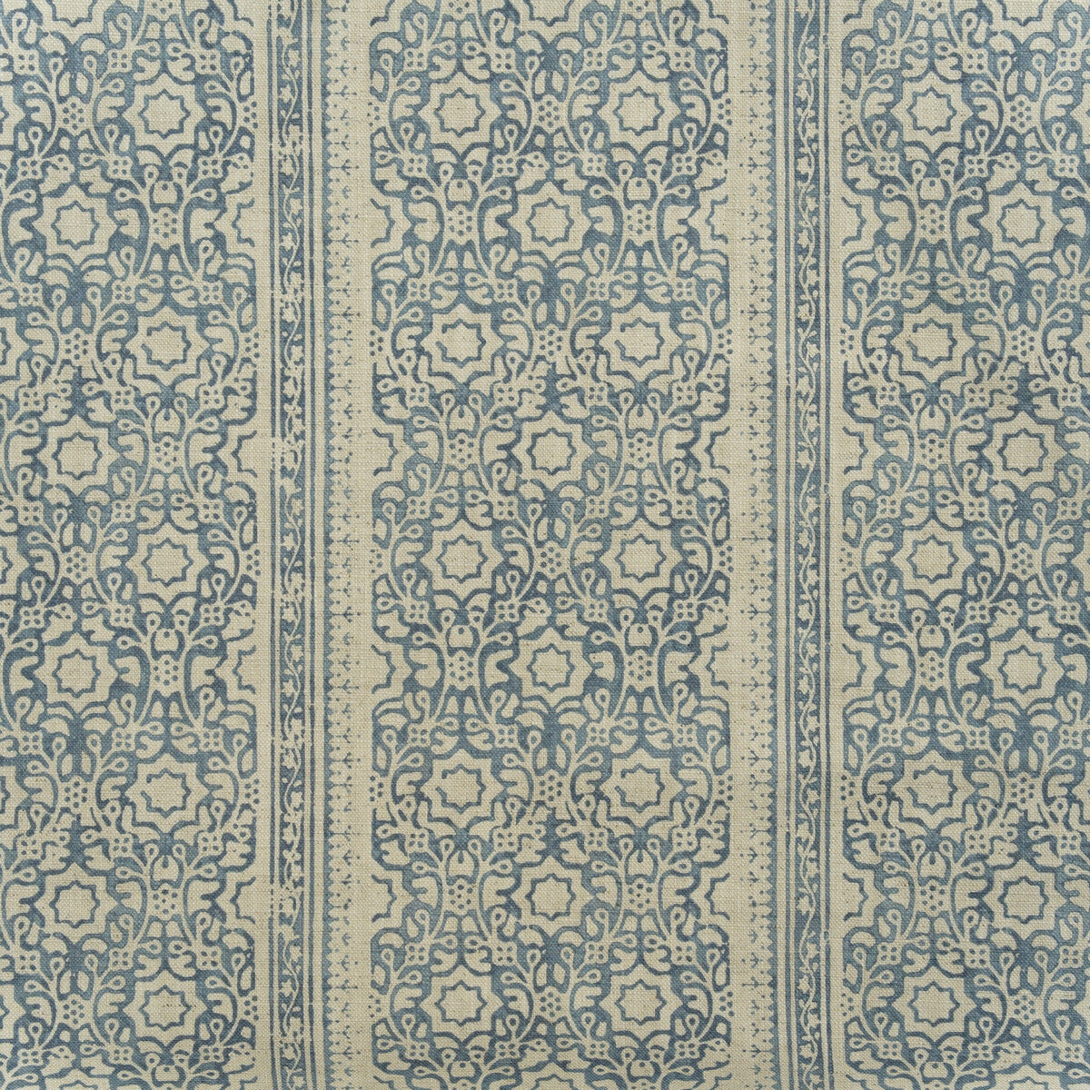 am10044650-mayfly-denim-kravet-couture